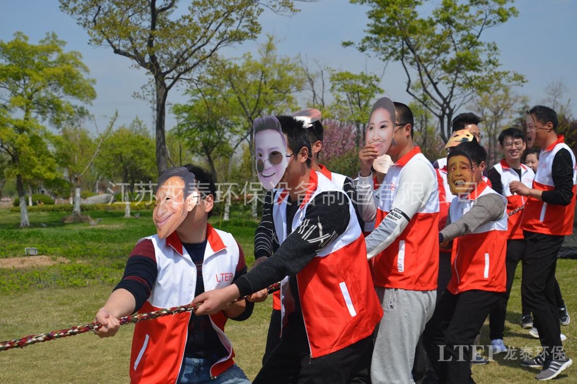 b.jpg